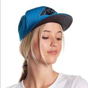 New Era Carolina Panthers glisten SnapBack hat NFL